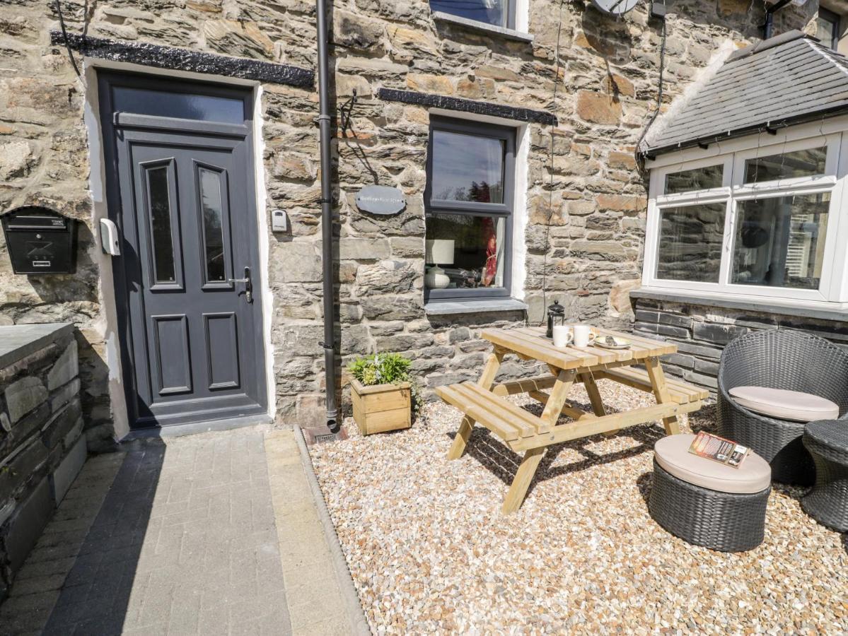 Bwthyn Ger Afon Riverplace Cottage Blaenau Ffestiniog Eksteriør billede