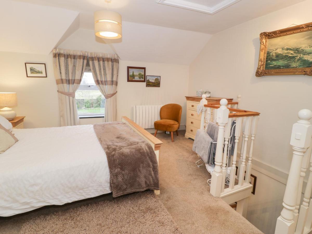 Bwthyn Ger Afon Riverplace Cottage Blaenau Ffestiniog Eksteriør billede